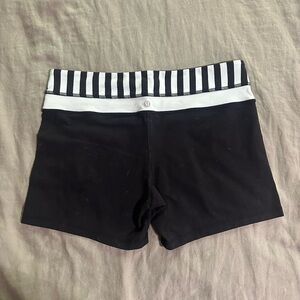 Lululemon wunderunder 3” shorts